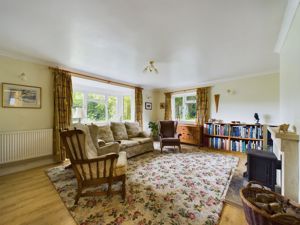 Lounge- click for photo gallery